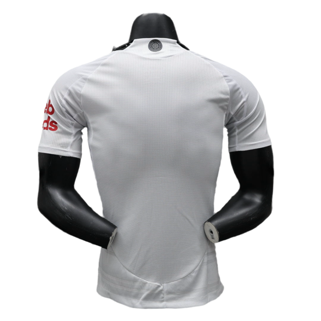 Maillot domicile Fulham 24-25
