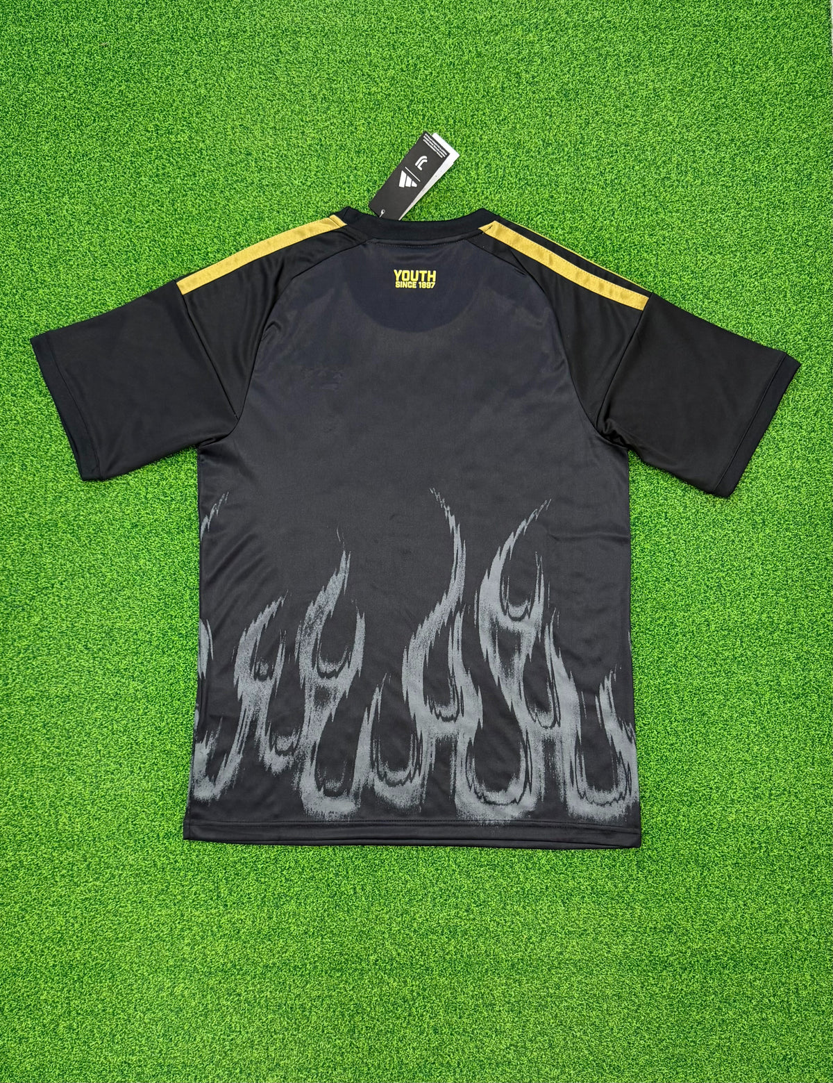 Troisième maillot de la Juventus 26-27