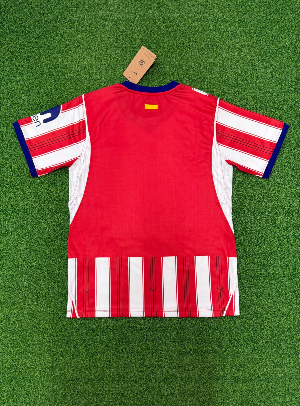 Maillot domicile de l’Atlético Madrid 26-27