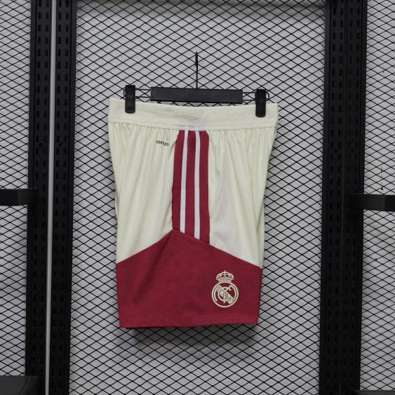 Short d'entraînement Real Madrid 26-27 Blanc cassé et Bordeaux - côté droit